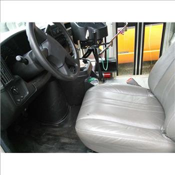 2005 Chevrolet Blue Bird School Bus (Hartford, CT 06114)