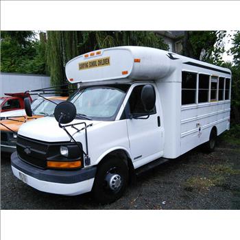 2005 Chevrolet Blue Bird School Bus (Hartford, CT 06114)