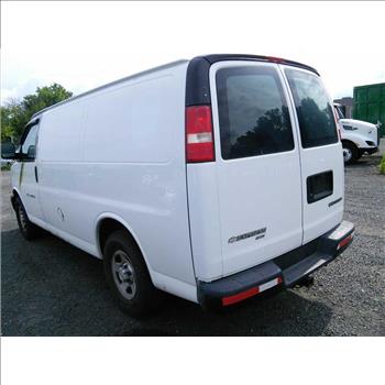 2005 Chevrolet Express 1500 (Hartford, CT 06114)