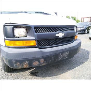 2005 Chevrolet Express 1500 (Hartford, CT 06114)