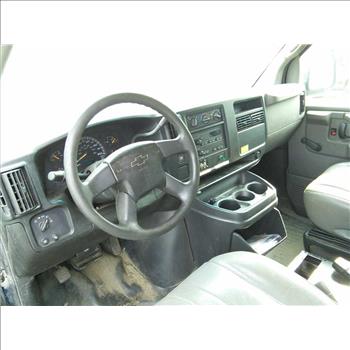 2005 Chevrolet Express 1500 (Hartford, CT 06114)