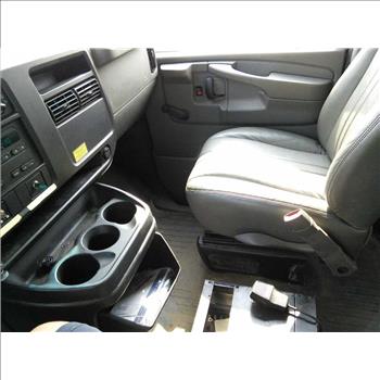 2005 Chevrolet Express 1500 (Hartford, CT 06114)