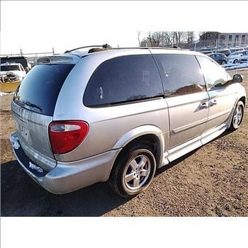 2005 Dodge Grand Caravan SXT (Hartford, CT 06114)