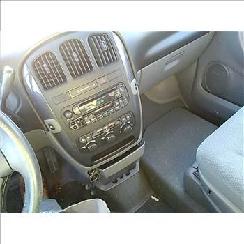 2005 Dodge Grand Caravan SXT (Hartford, CT 06114)