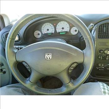 2005 Dodge Grand Caravan SXT (Hartford, CT 06114)