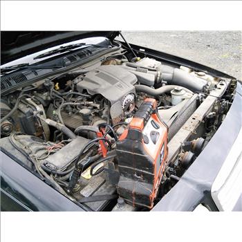 2005 Ford Crown Victoria (Hartford, CT 06114)