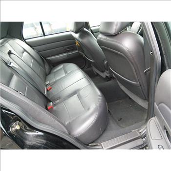 2005 Ford Crown Victoria (Hartford, CT 06114)