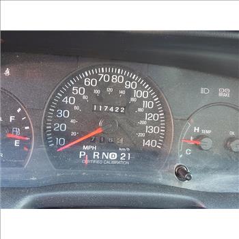 2005 Ford Crown Victoria (Hartford, CT 06114)