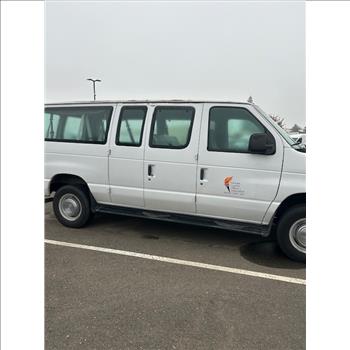 2005 Ford E350 (Merced, CA 95348)