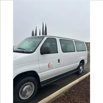 2005 Ford E350 (Merced, CA 95348)