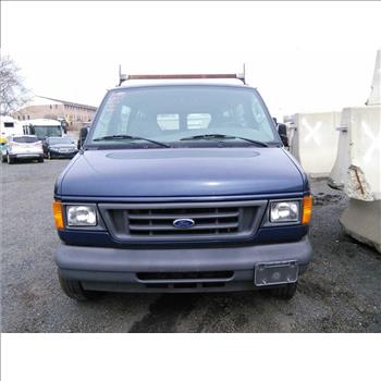 2005 Ford Econoline (Hartford, CT 06114)