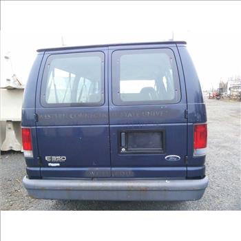 2005 Ford Econoline (Hartford, CT 06114)