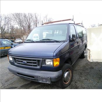 2005 Ford Econoline (Hartford, CT 06114)