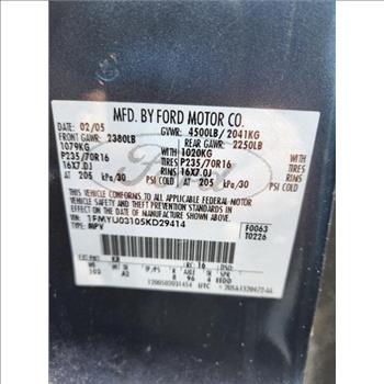 2005 Ford Escape (Jamaica, NY 11430)