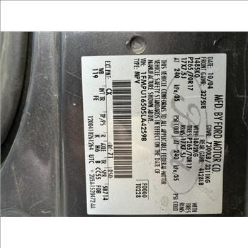 2005 Ford Expedition (Murrieta, CA 92562)
