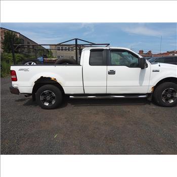 2005 Ford F-150 (Hartford, CT 06114)