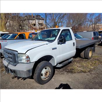 2005 Ford F373 (Hartford, CT 06114)