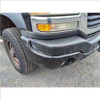 2005 GMC Sierra C2500 HD (Hartford, CT 06114)