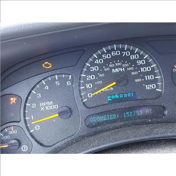 2005 GMC Sierra C2500 HD (Hartford, CT 06114)