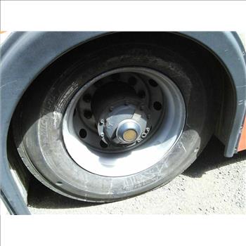 2005 New Flyer D40LF (Hartford, CT 06114)