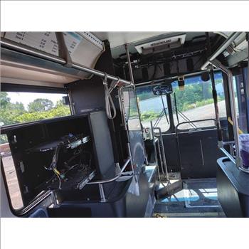 2005 New Flyer D40LF (Hartford, CT 06114)