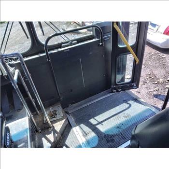 2005 New Flyer D40LF (Hartford, CT 06114)