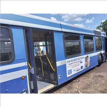 2005 New Flyer D40LF (Hartford, CT 06114)