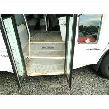 2006 Chevrolet Blue Bird School Bus (Hartford, CT 06114)