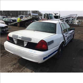 2006 Ford Crown Victoria (Medford, NY 11763)