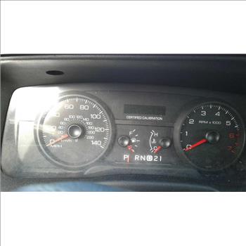 2006 Ford Crown Victoria (Medford, NY 11763)