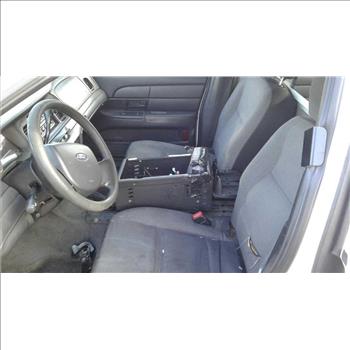 2006 Ford Crown Victoria (Medford, NY 11763)