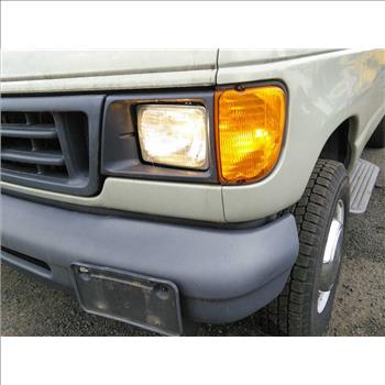 2006 Ford E-250 Passenger Van (Hartford, CT 06114)