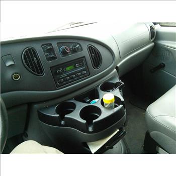 2006 Ford E-250 Passenger Van (Hartford, CT 06114)