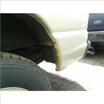 2006 Ford E-350 12-Passenger Van (Hartford, CT 06114)