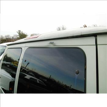 2006 Ford E-350 12-Passenger Van (Hartford, CT 06114)