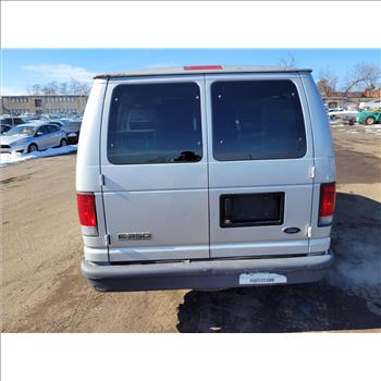 2006 Ford E350 (Hartford, CT 06114)
