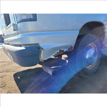 2006 Ford E350 (Hartford, CT 06114)