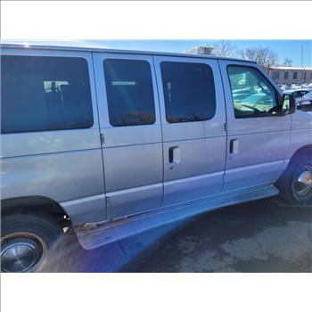 2006 Ford E350 (Hartford, CT 06114)