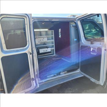 2006 Ford E350 (Hartford, CT 06114)