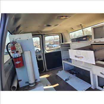 2006 Ford E350 (Hartford, CT 06114)