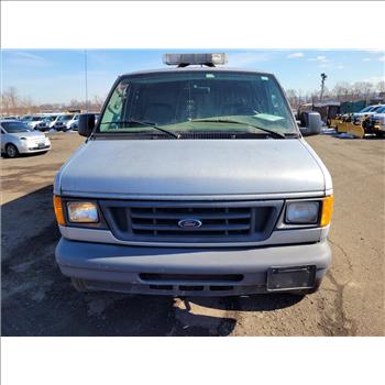 2006 Ford E350 (Hartford, CT 06114)