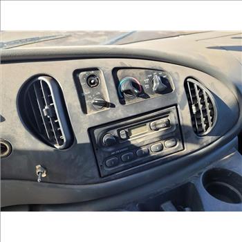 2006 Ford E350 (Hartford, CT 06114)