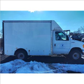 2006 Ford E-350 (Hartford, CT 06114)