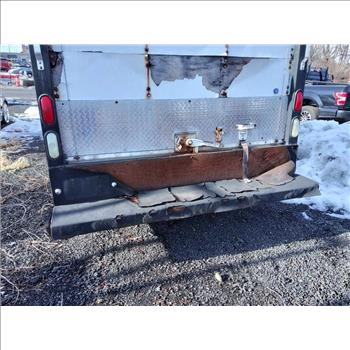 2006 Ford E-350 (Hartford, CT 06114)