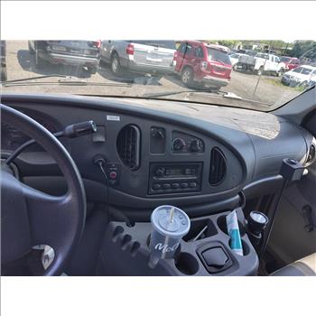 2006 Ford E-450 (Hartford, CT 06114)