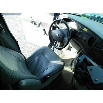 2006 Ford E450 (Hartford, CT 06114)