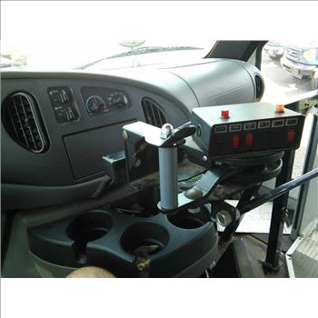 2006 Ford E450 (Hartford, CT 06114)