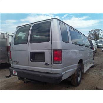 2006 Ford Econoline E350 (Brooklyn, NY 11211)