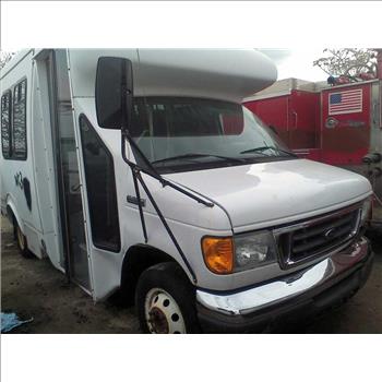 2006 Ford Econoline E350 Super Duty  (Brooklyn, NY 11211)