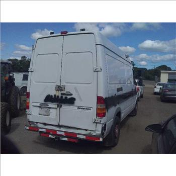 2006 Freightliner Sprinter 2500 (Medford, NY 11763)